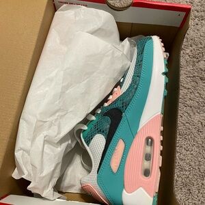 Nike Air Max 90 GS in Washed Teal and Black